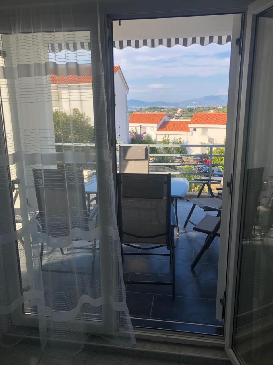 Apartman Ylli Нечуям Экстерьер фото