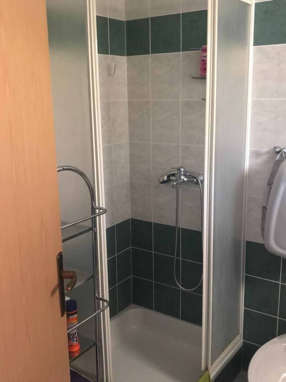 Apartman Ylli Нечуям Экстерьер фото